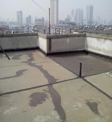 同安漏水维修 楼顶漏水是什么原因，楼顶漏水维修方法是什么?